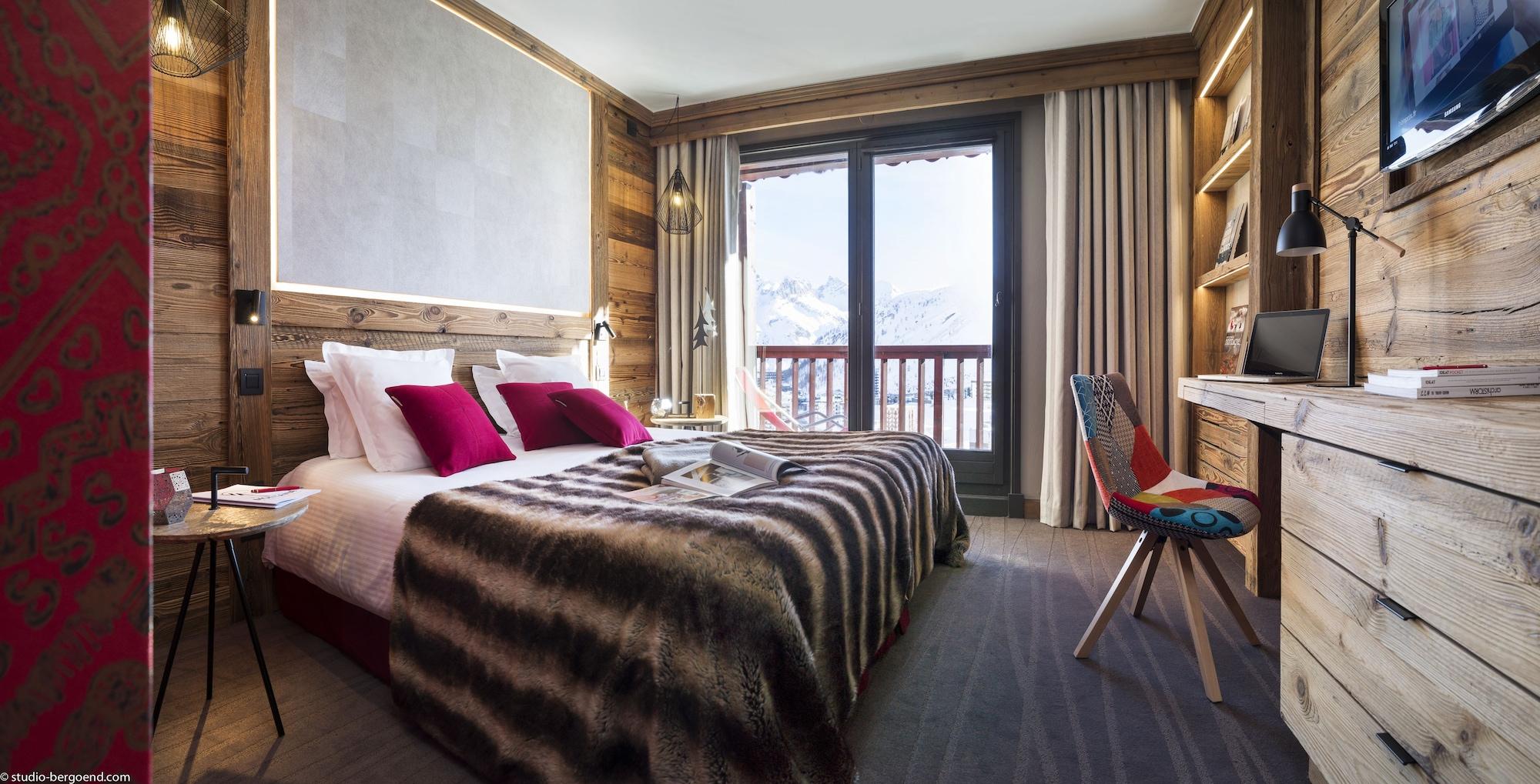 Hotel Village Montana By Les Etincelles Tignes Exterior photo