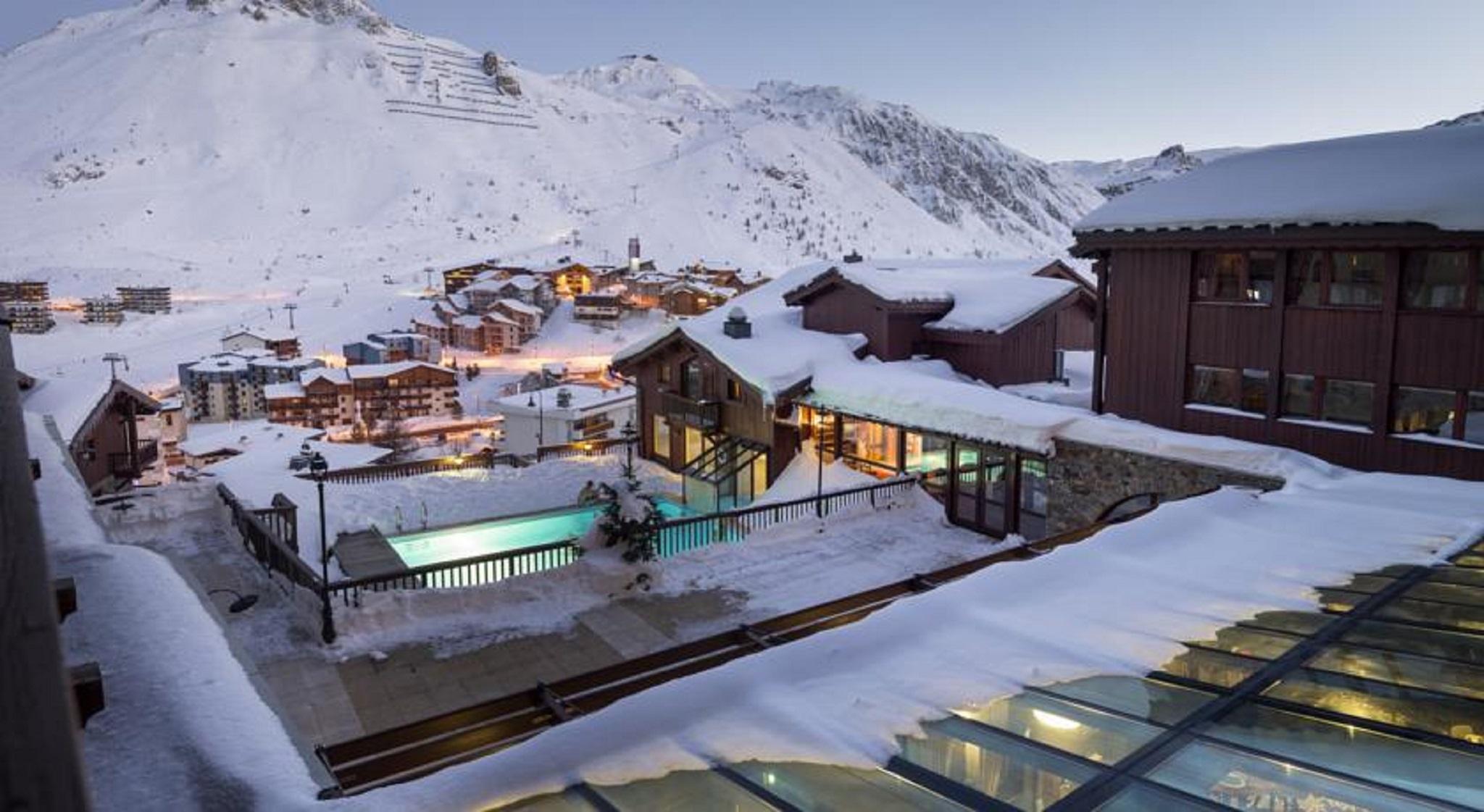 Hotel Village Montana By Les Etincelles Tignes Exterior photo
